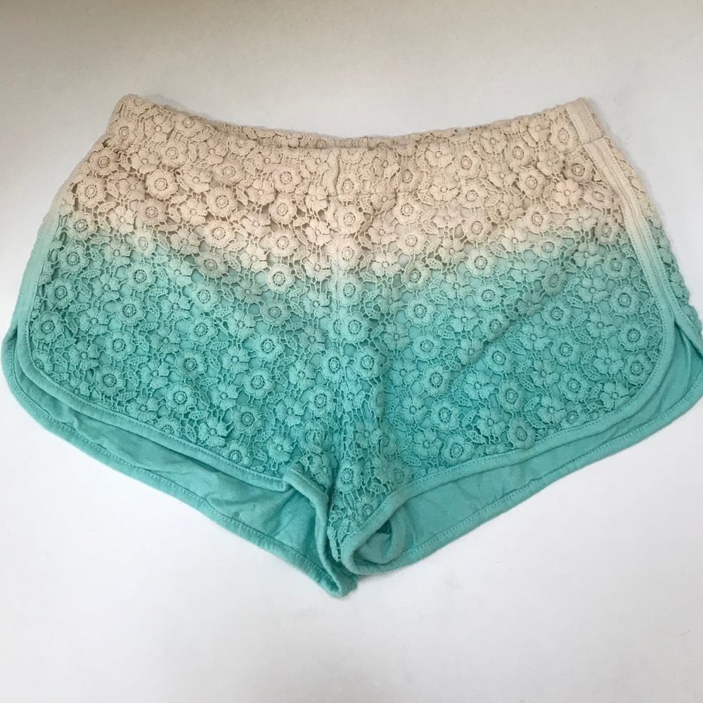 Forever 21 Women's Flower Laced Ombre Shorts